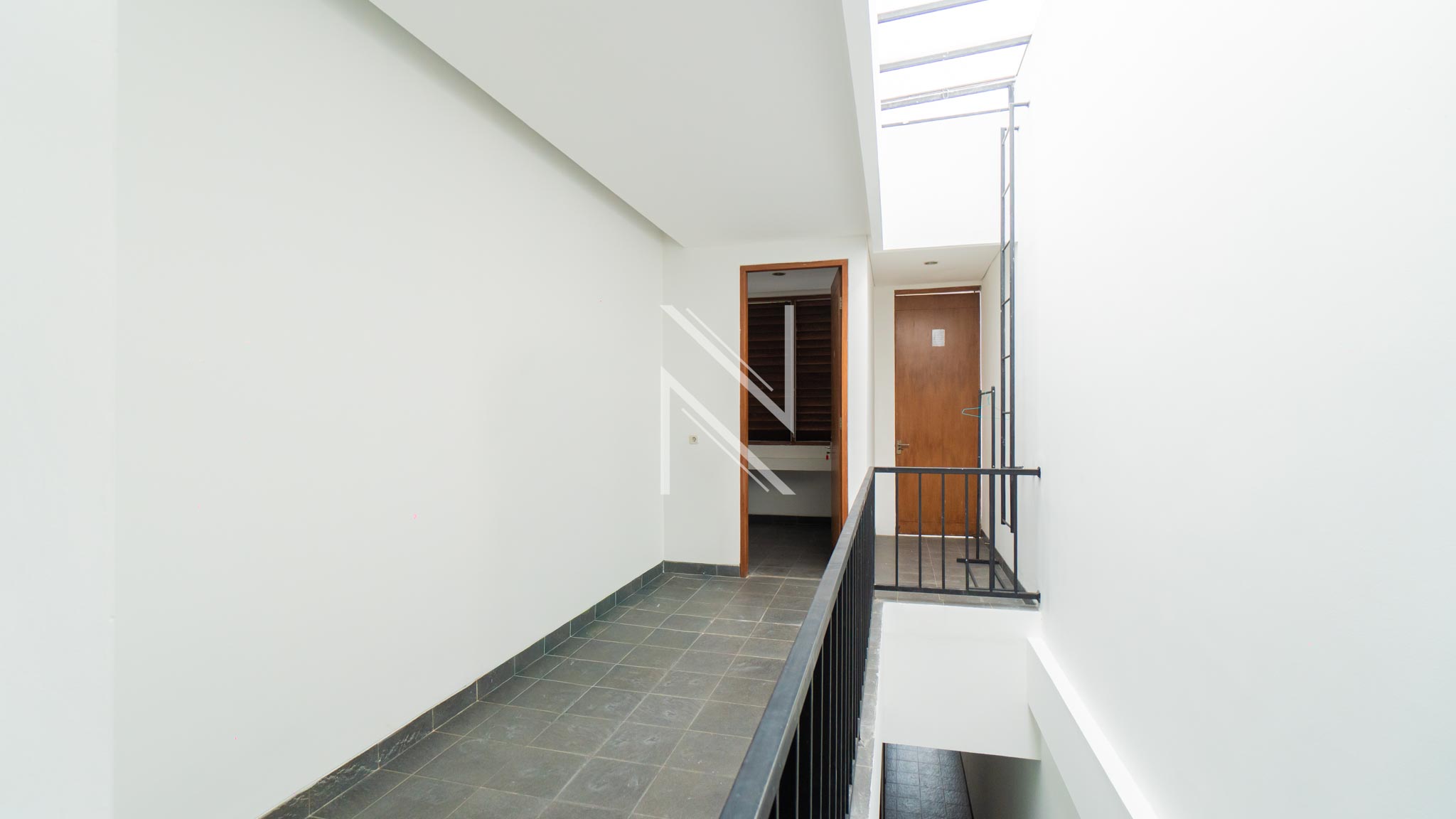 Stylish and Premium 3BR Urban Home – Kemang