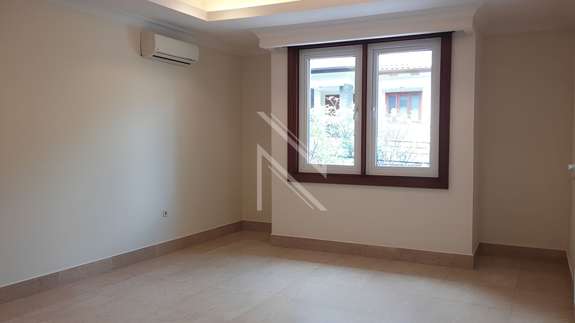 CILANDAK (ASTORIA RESIDENCE) – NO CLD469 – BED-ROOM Functional 5BR Home at Astoria Residence