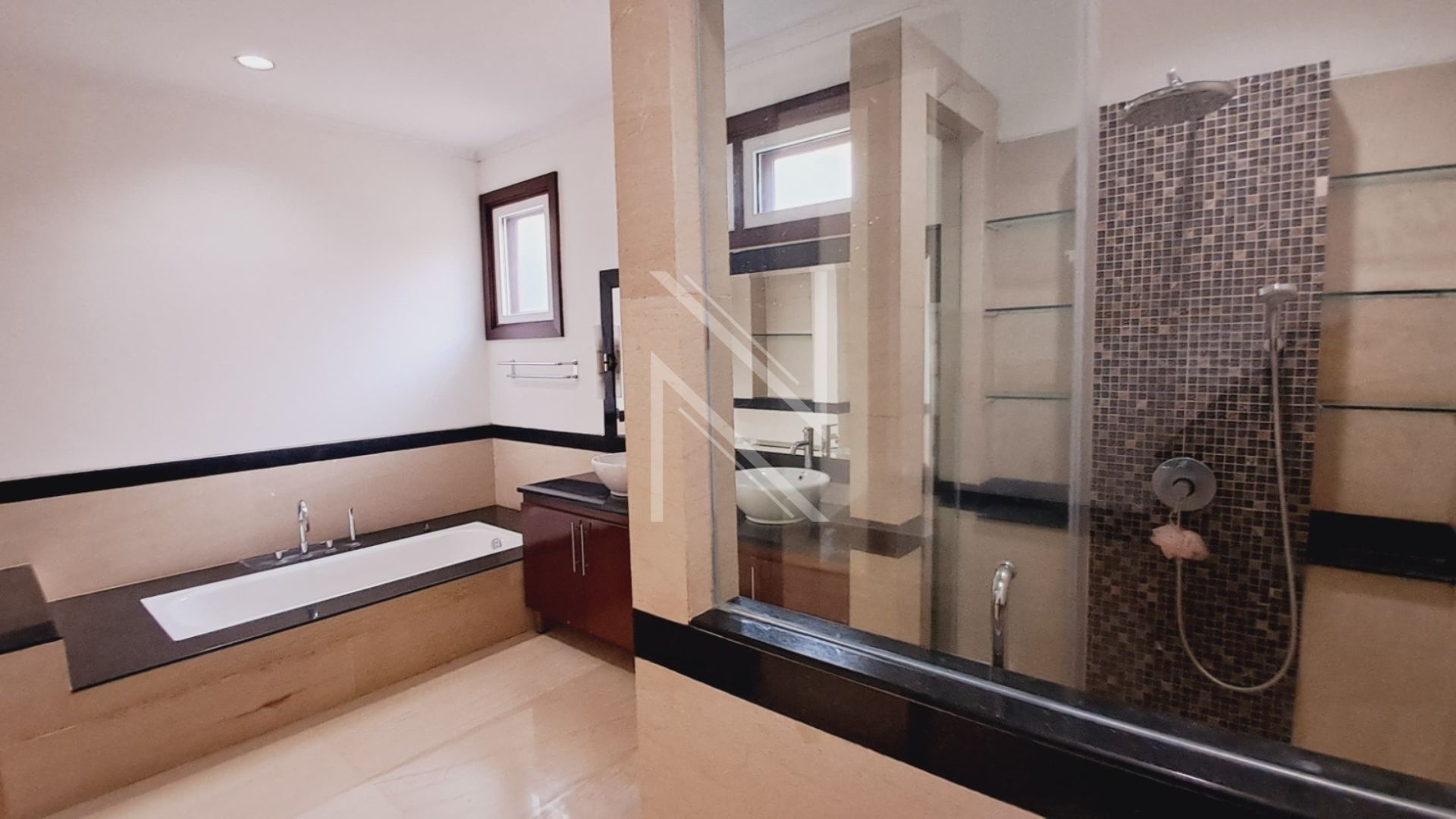 Elegant 5BR for Spacious Family Living – Cilandak
