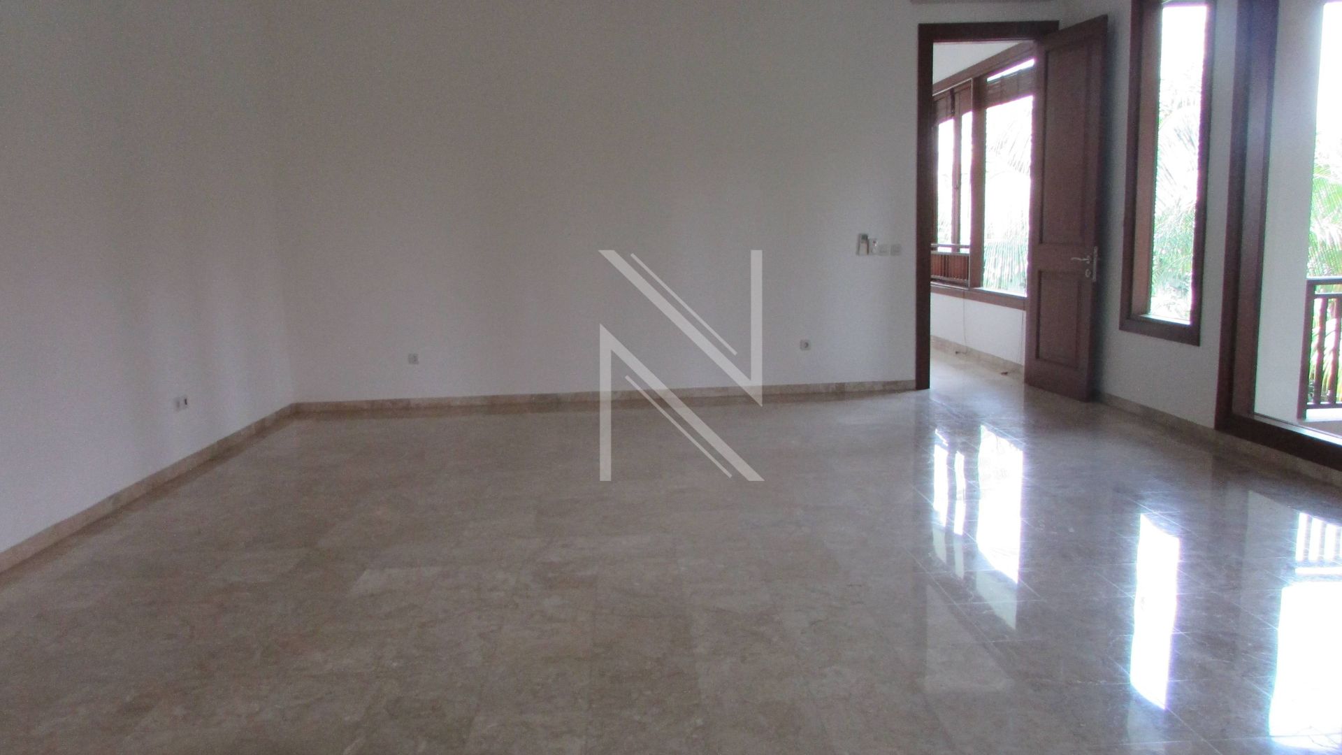 Expansive 6BR for Large Families – Cilandak