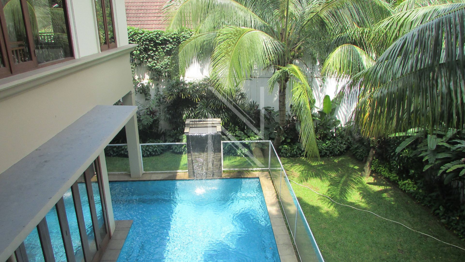 Expansive 6BR for Large Families – Cilandak