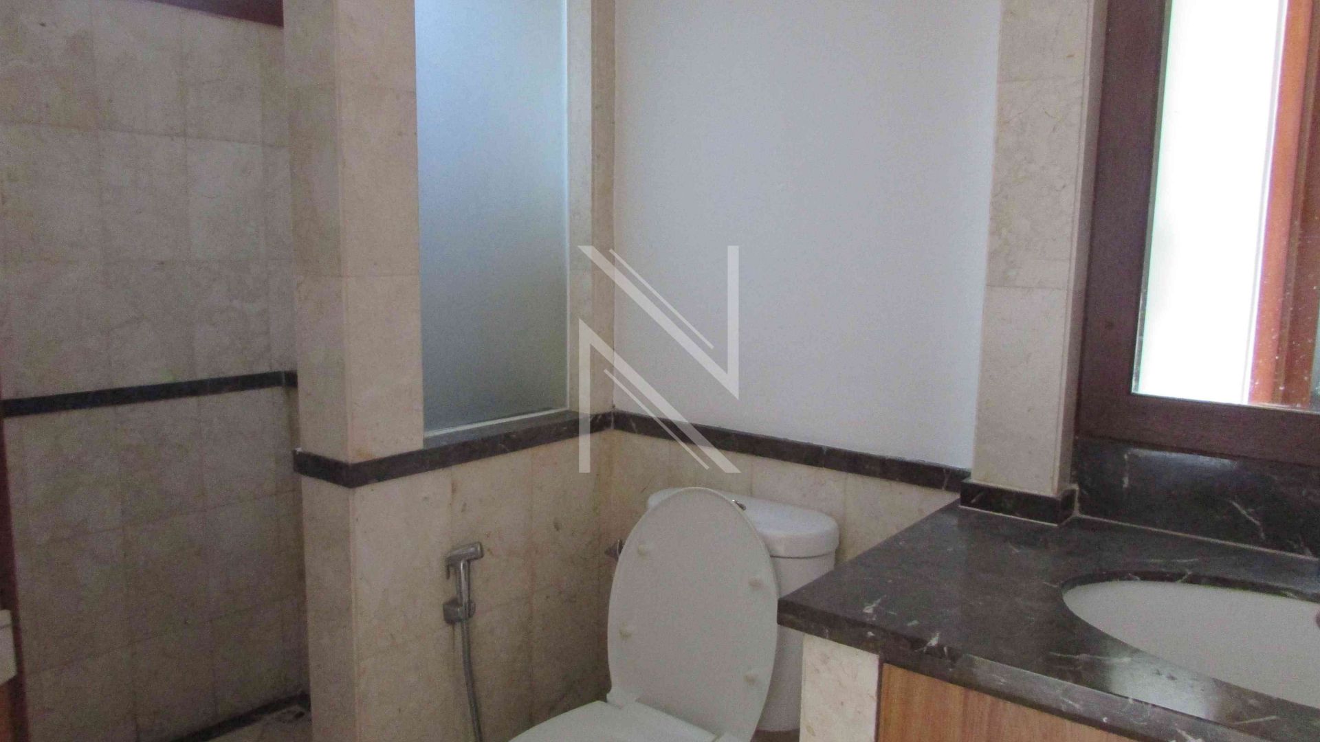 Well-Planned 4BR for Daily Living – Cilandak