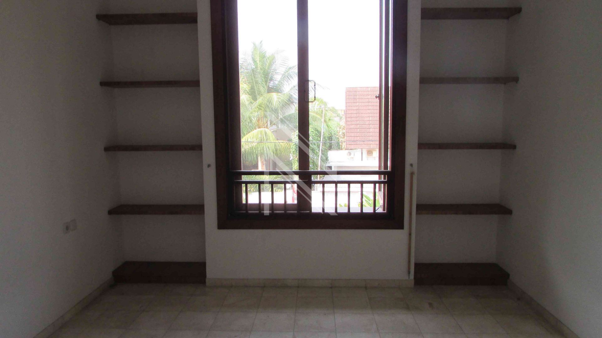 Well-Planned 4BR for Daily Living – Cilandak