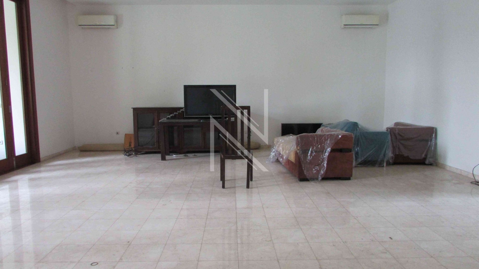 Well-Planned 4BR for Daily Living – Cilandak
