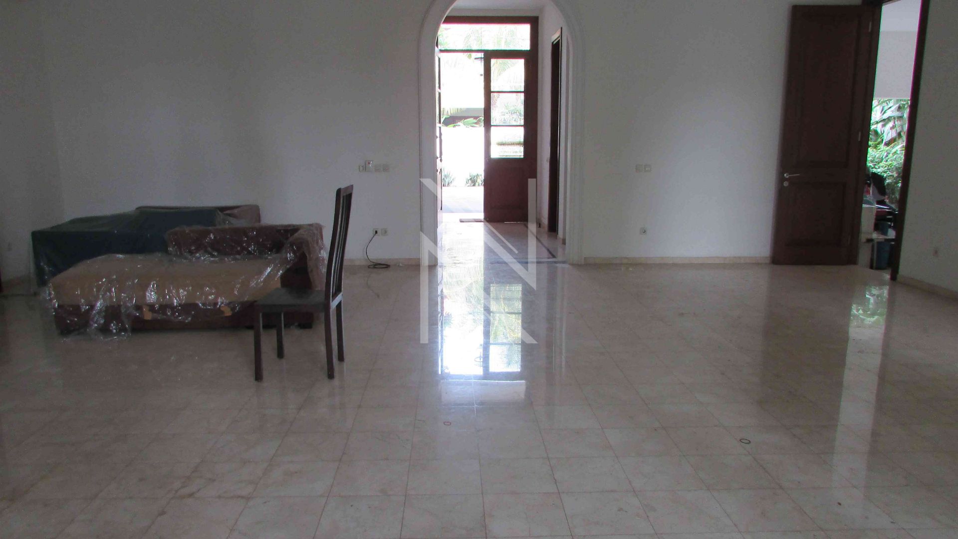 Well-Planned 4BR for Daily Living – Cilandak
