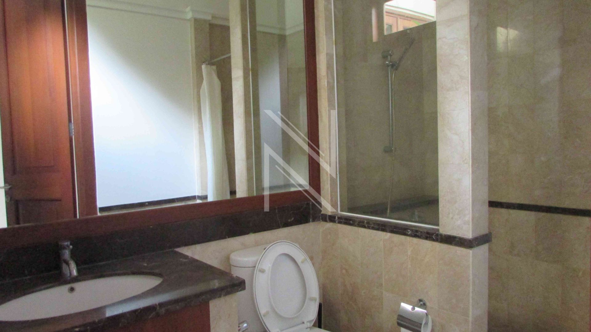 Spacious 5BR Home with Flexible Rooms – Cilandak