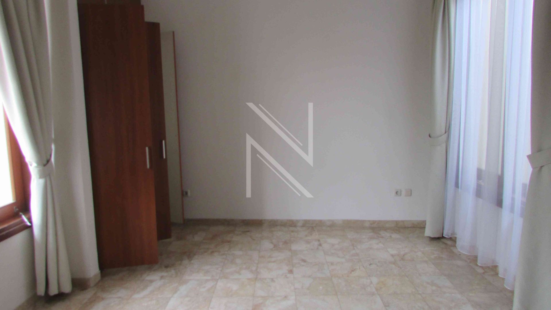 Spacious 5BR Home with Flexible Rooms – Cilandak