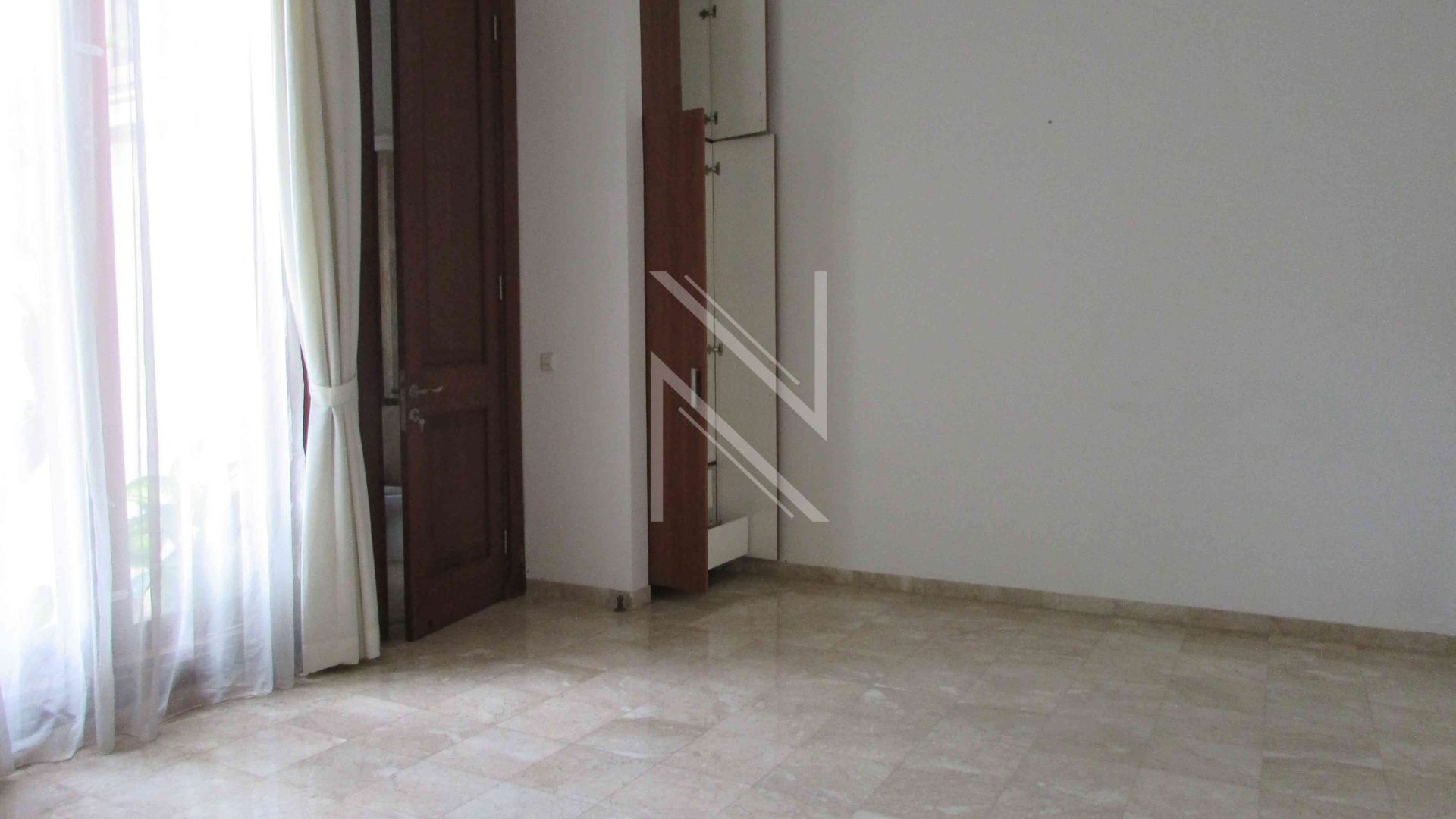 Spacious 5BR Home with Flexible Rooms – Cilandak