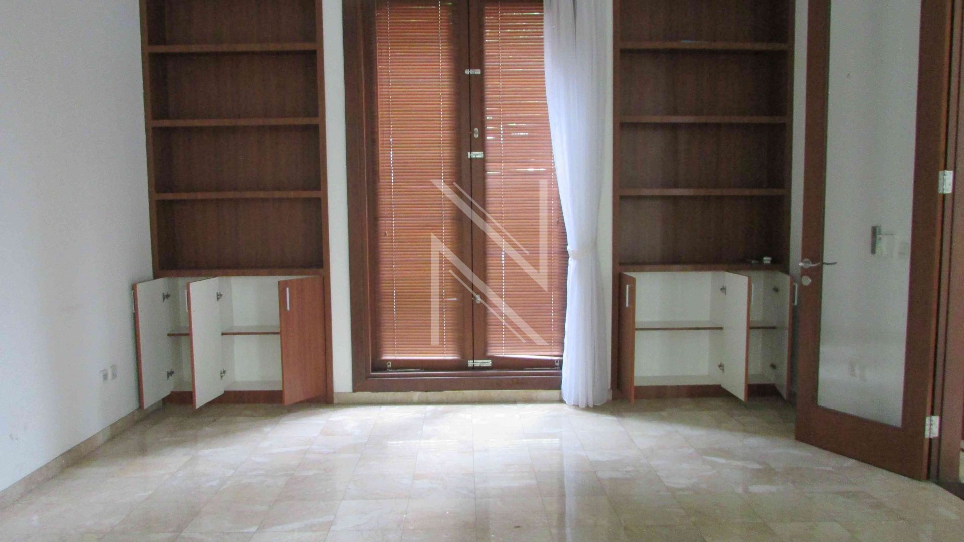 Spacious 5BR Home with Flexible Rooms – Cilandak