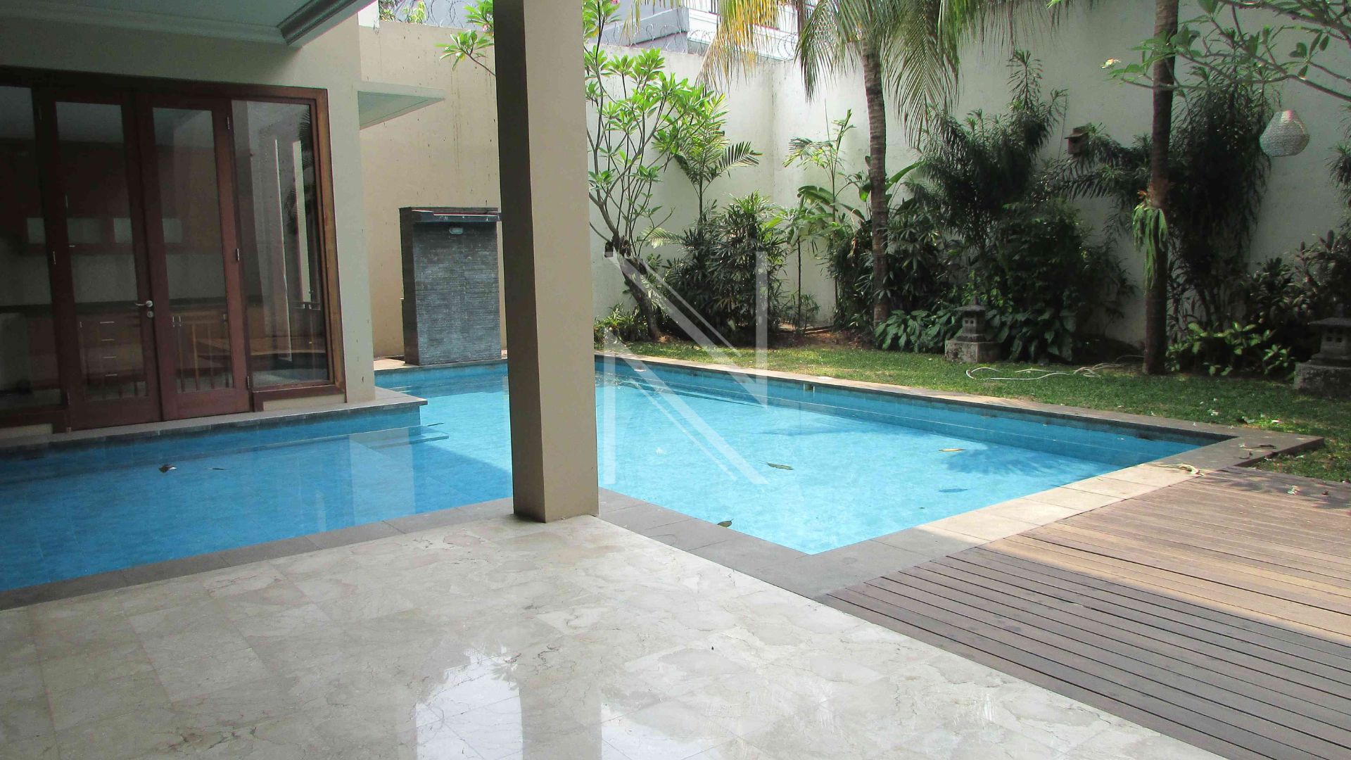 Spacious 5BR Home with Flexible Rooms – Cilandak