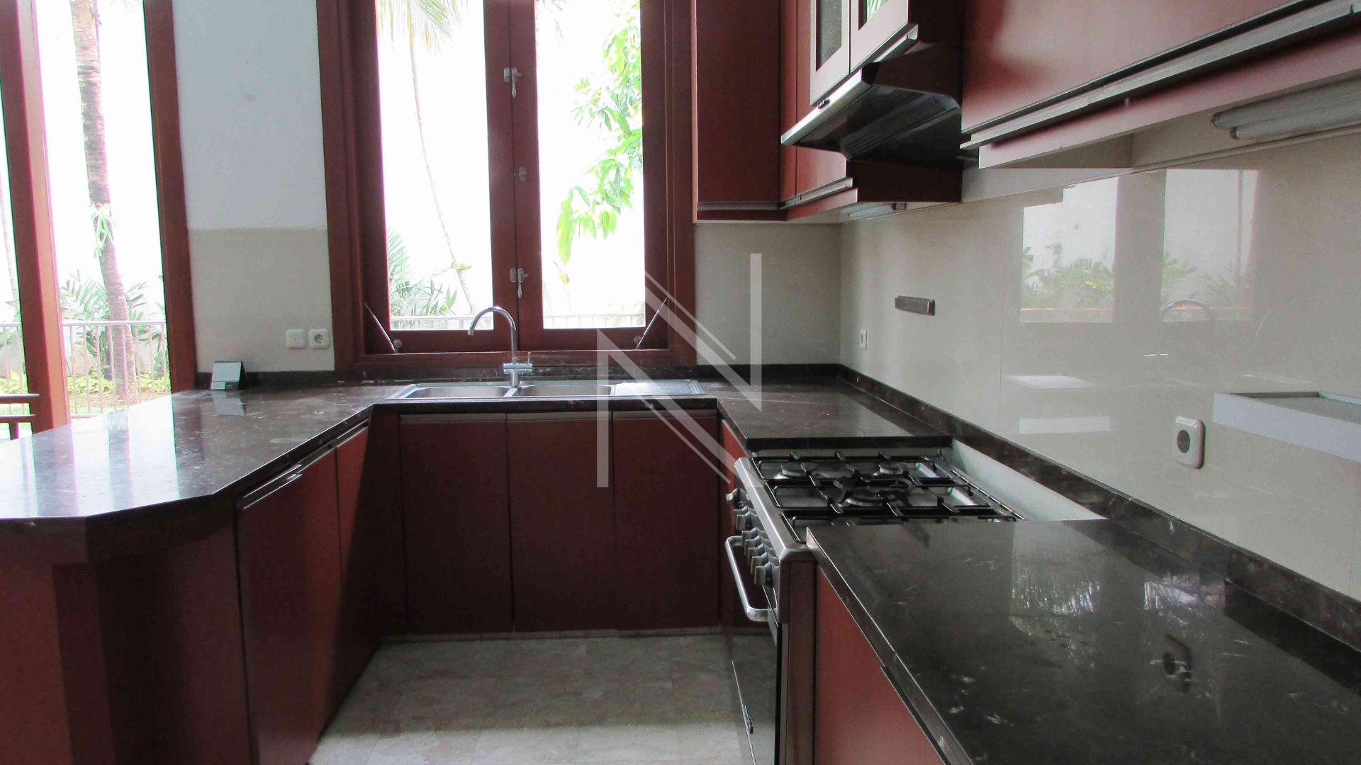 Premium 4BR Home for Urban Living – Cilandak