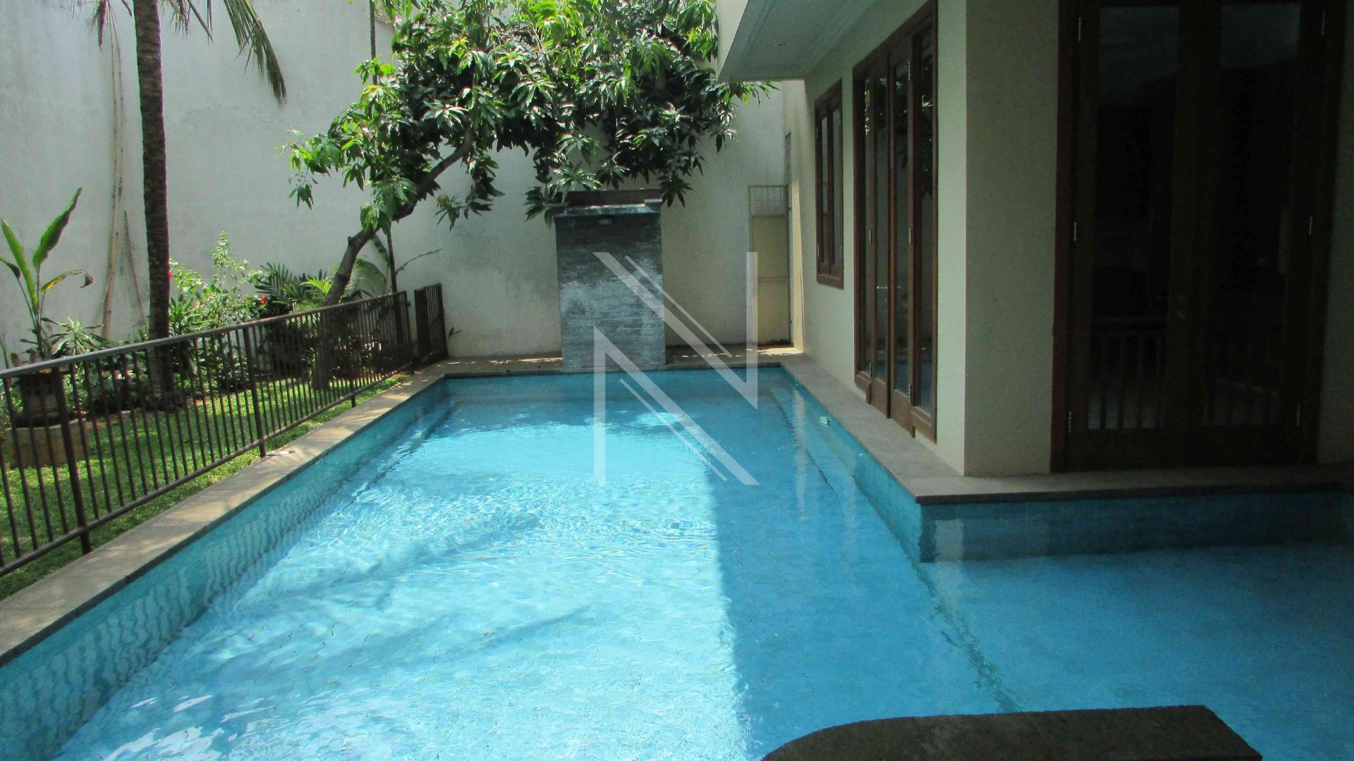 Premium 4BR Home for Urban Living – Cilandak