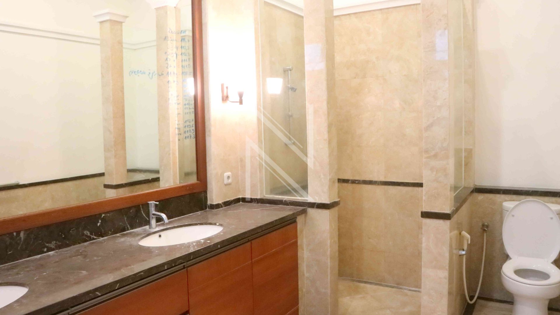 Functional 4BR Home in a Cilandak
