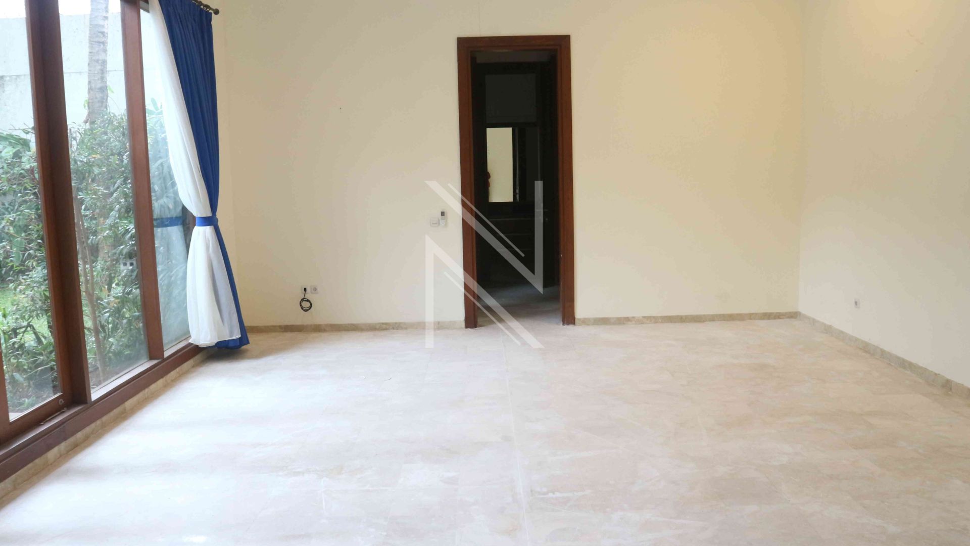 Functional 4BR Home in a Cilandak