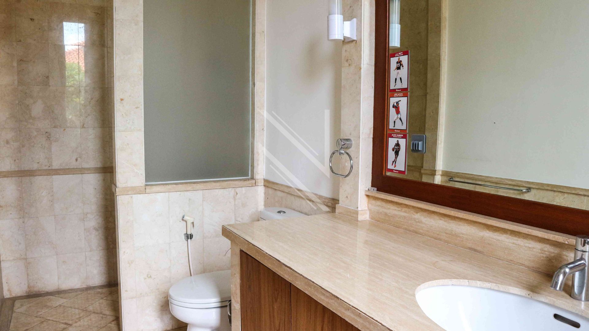 Family Friendly 4BR Home in Cilandak