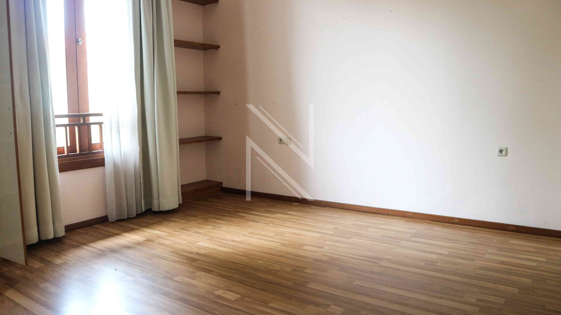 Family Friendly 4BR Home in Cilandak