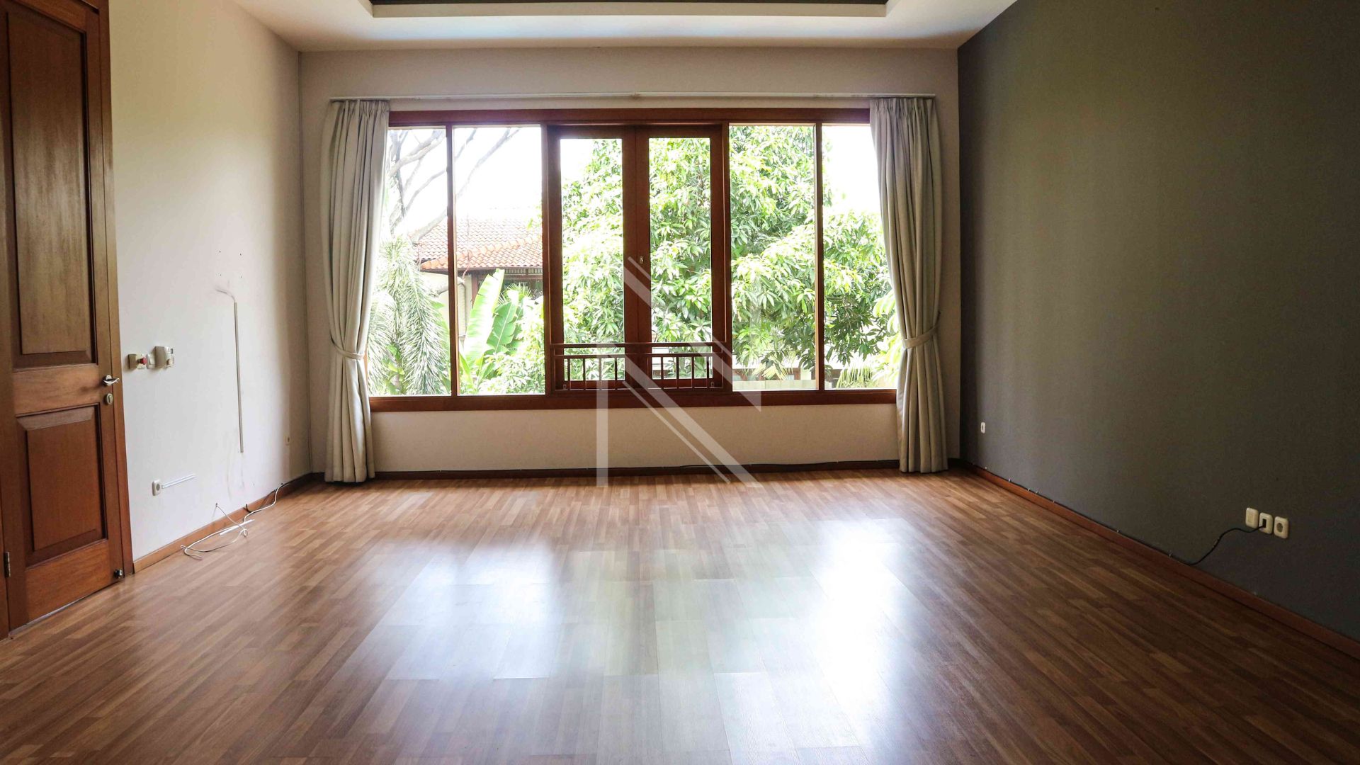 Family Friendly 4BR Home in Cilandak