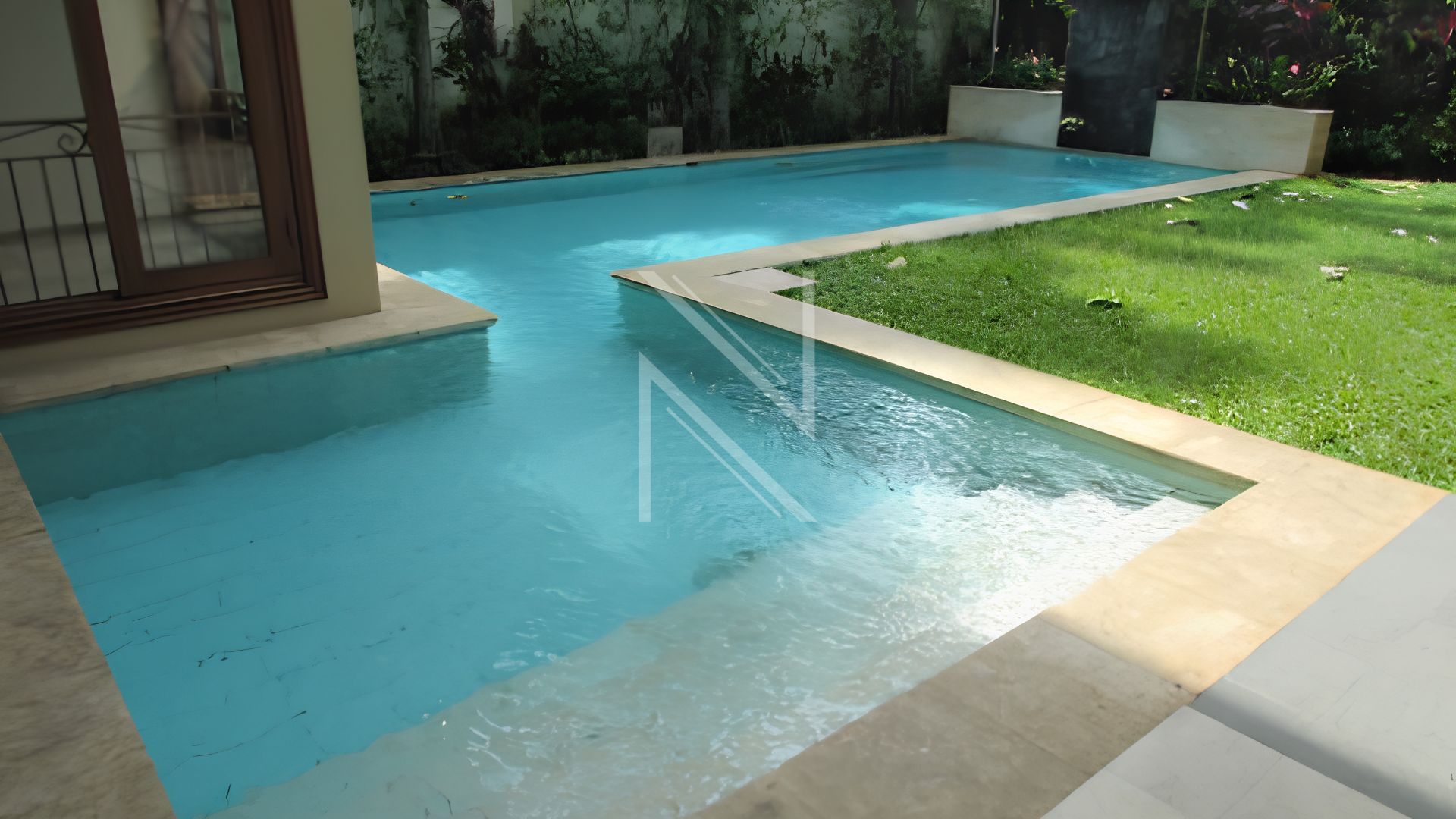 Comfortable 4BR Home for Daily Living – Pejaten