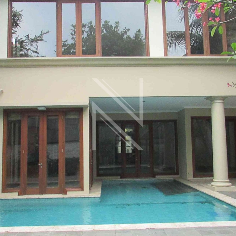 CILANDAK (Compound House Pejaten, Kecapi 8) - NO PJTN162 - SWIMMING-POOL