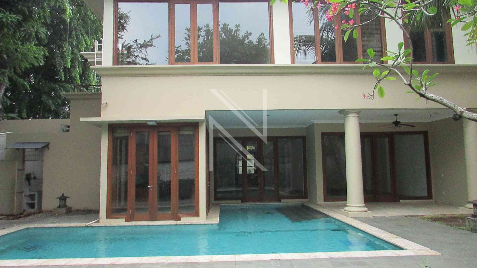 CILANDAK (Compound House Pejaten, Kecapi 8) - NO PJTN162 - SWIMMING-POOL