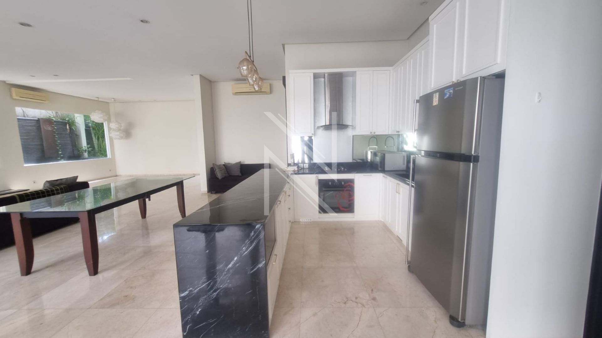 CILANDAK (Stand alone house Kebayoran Baru) – NO KBBR282 – KITCHEN_DINING-AREA Stylish 4BR with Urban Comfort – Kebayoran Baru