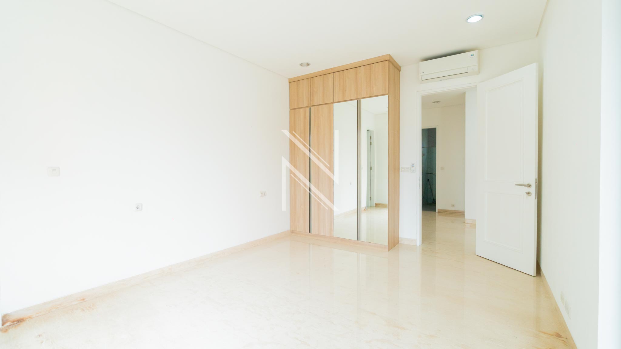 CIPAYUNG II-5BR-BEDROOM 3 ANGLE 1 Elegant 5BR for Refined Family Living – Kebayoran Baru