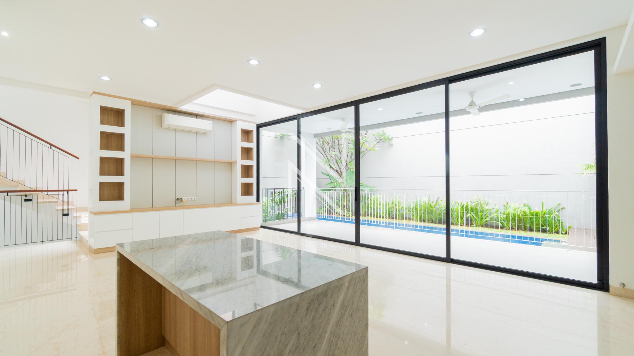 CIPAYUNG II-5BR-LIVING AREA FROM KITCHEN AREA Elegant 5BR for Refined Family Living – Kebayoran Baru