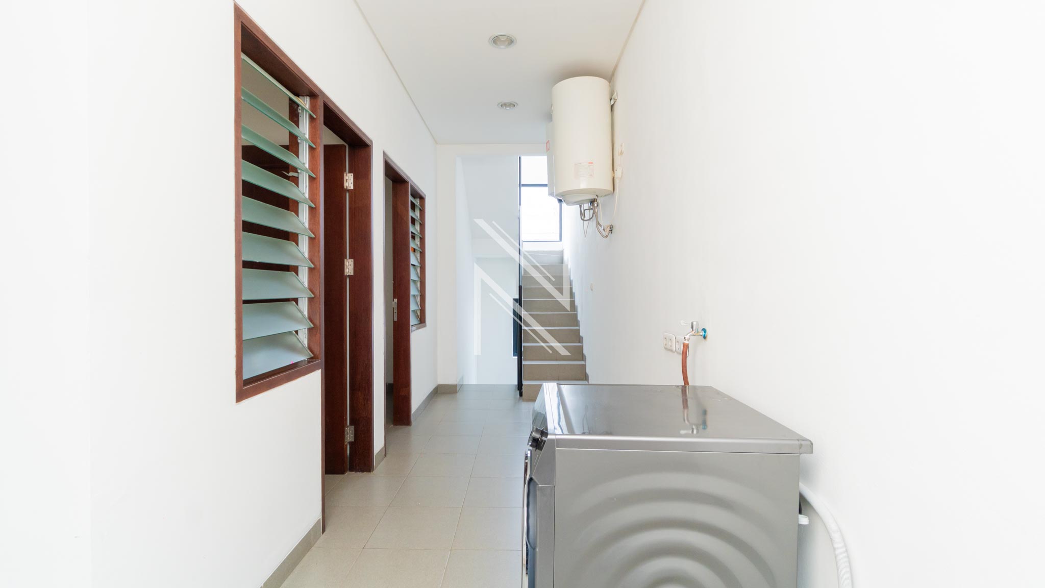 CIPAYUNG II-5BR-SERVICE AREA 2 Elegant 5BR for Refined Family Living – Kebayoran Baru