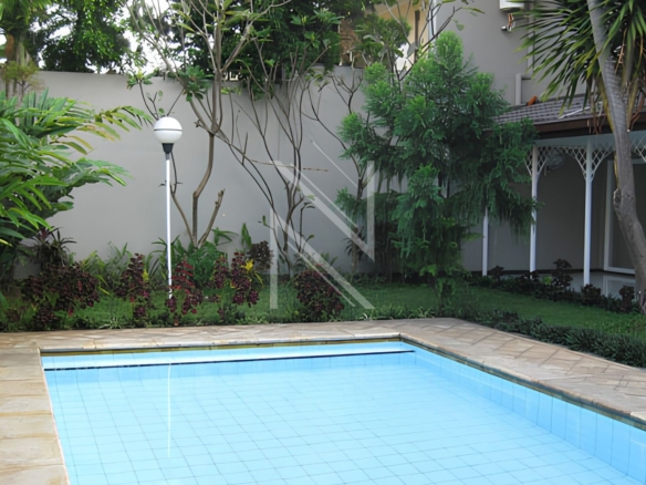 CIPETE - NO CPT089 - SWIMMING-POOL