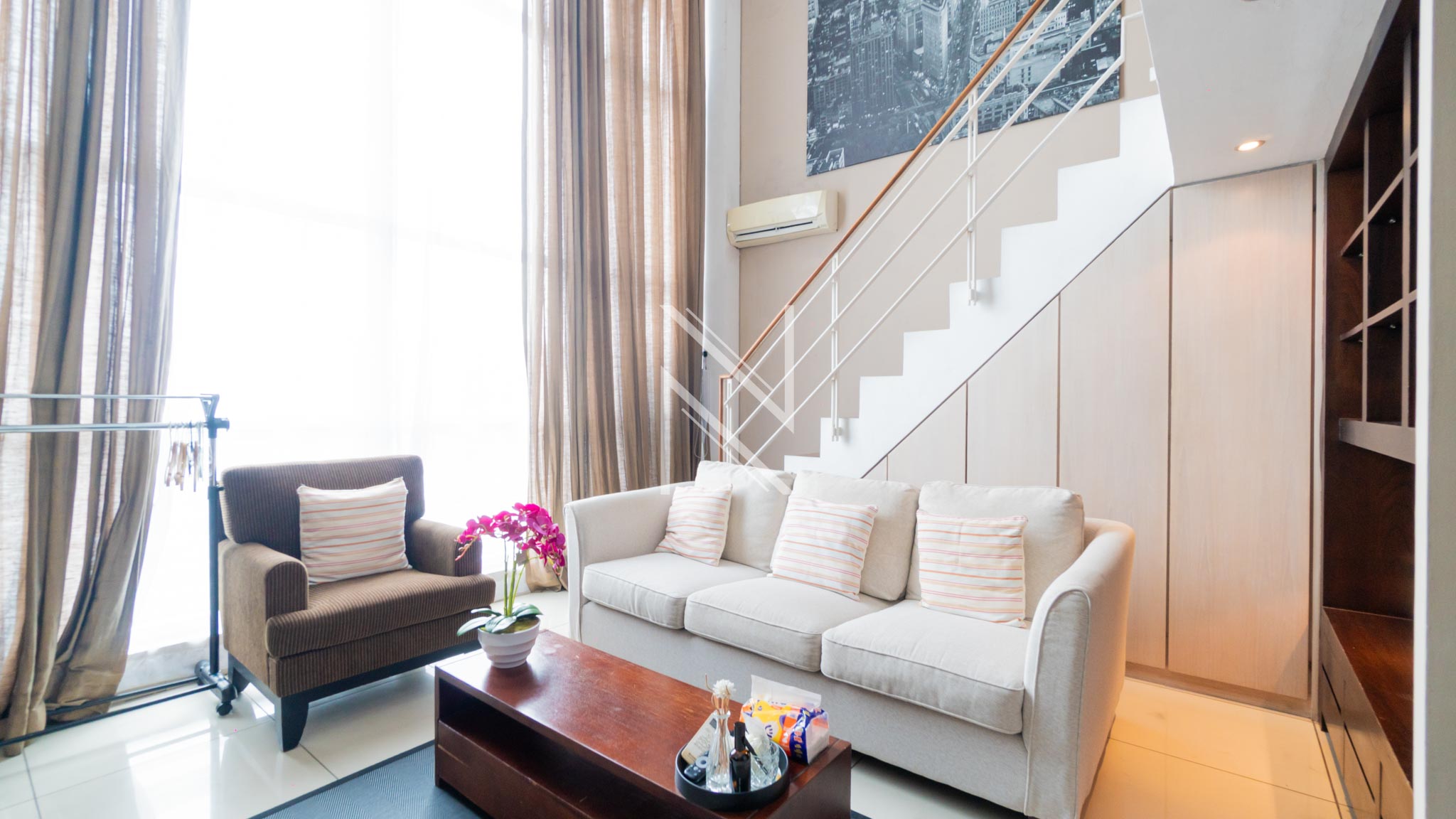 CITYLOFT’S-1BR-LIVING AREA ANGLE 3 Stylish 1BR Residence at Citylofts Sudirman