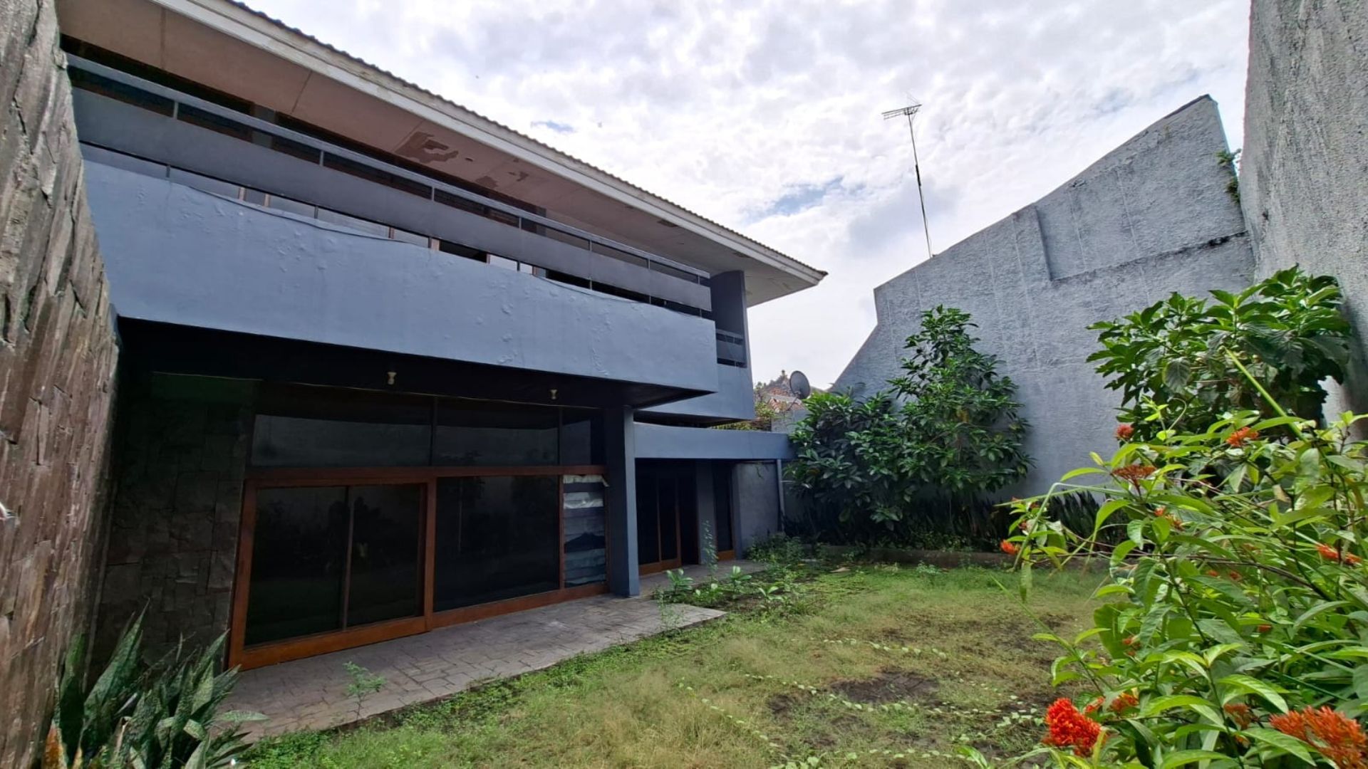 Elegant 4BR Urban Home – Kebayoran Baru