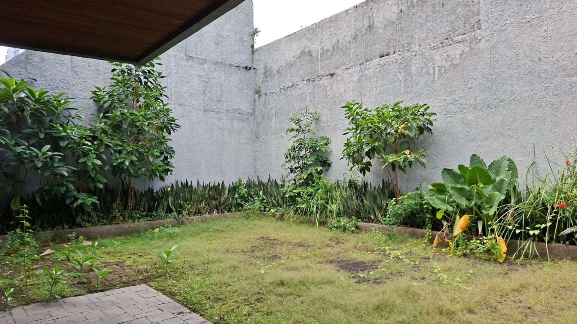 Elegant 4BR Urban Home – Kebayoran Baru
