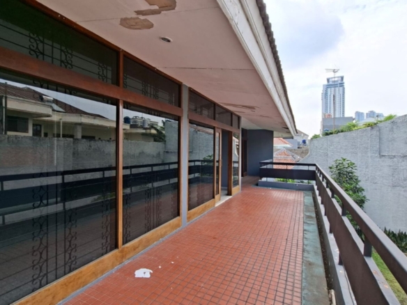 DARMAWANGSA 10 NO. 4E-4BR-BALCONY