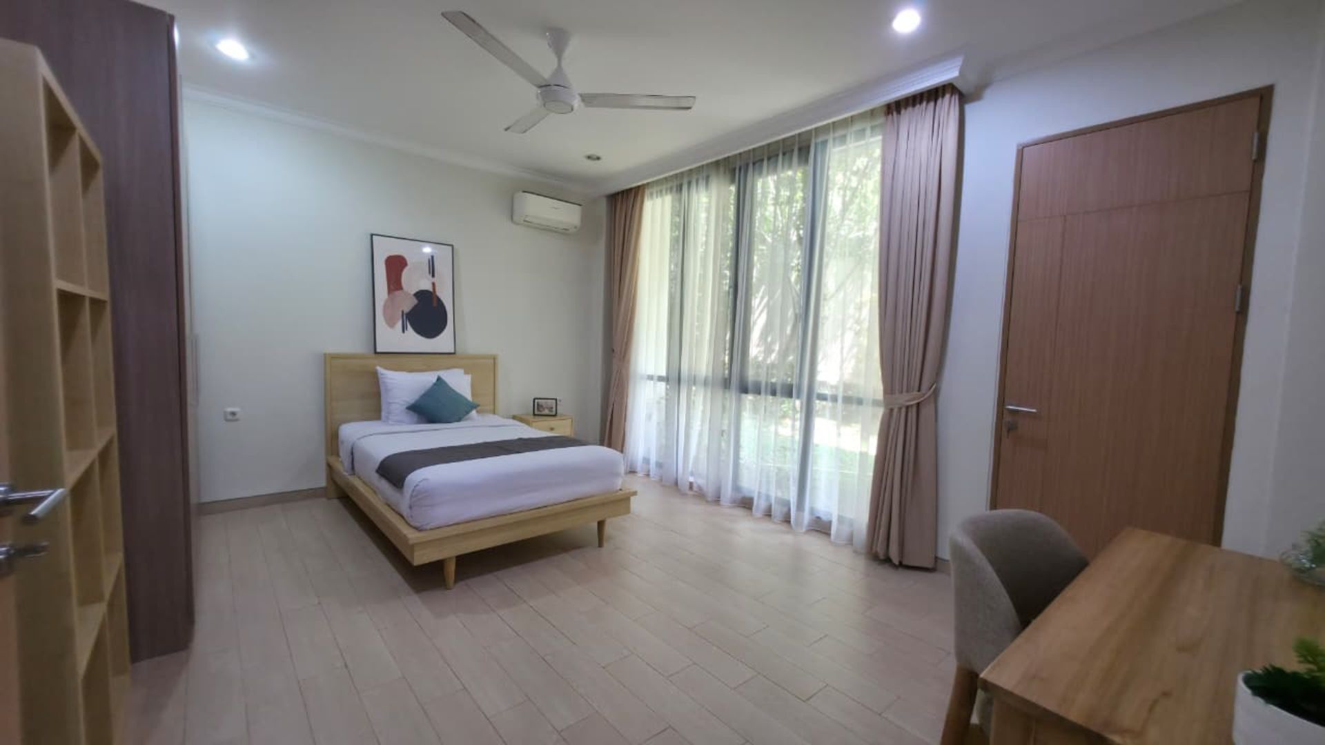 Prestigious 3BR Residence at Executive Paradise