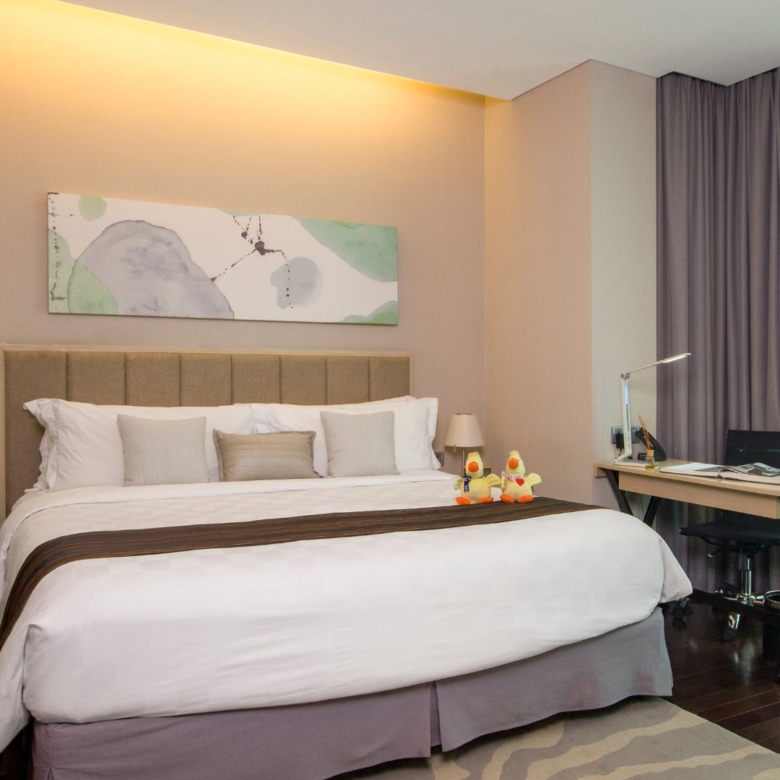 FRASER MENTENG-1BR-BEDROOM VIEW 1