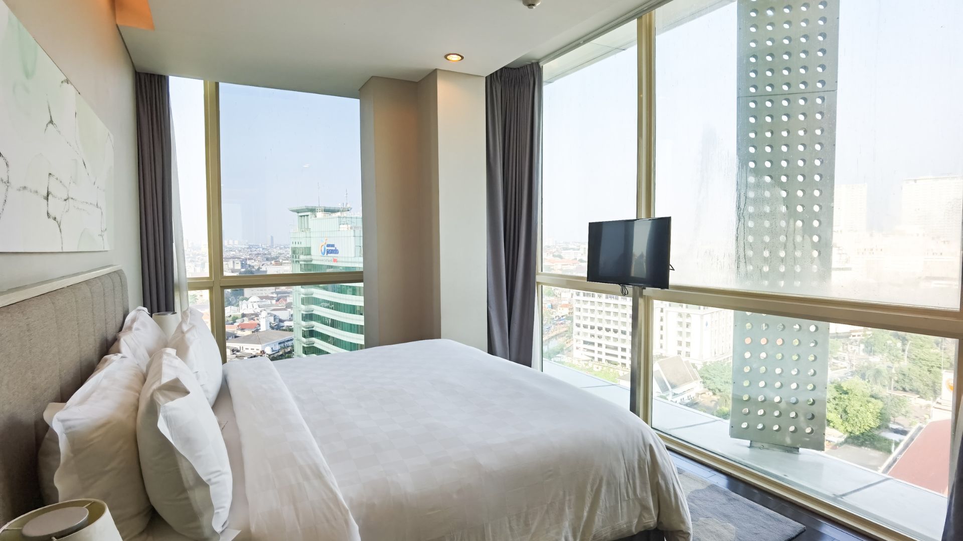 FRASER MENTENG-2BR-BEDROOM 2 ANGLE 3 Elegant 2BR Family Living at Fraser Residence