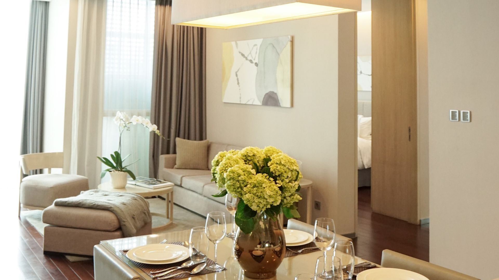 Spacious 2BR for City Living – Fraser Residence