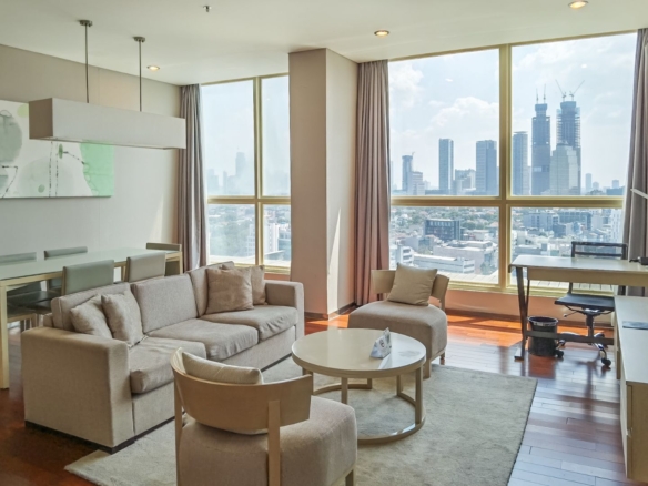 FRASER MENTENG-3BR-LIVING AREA