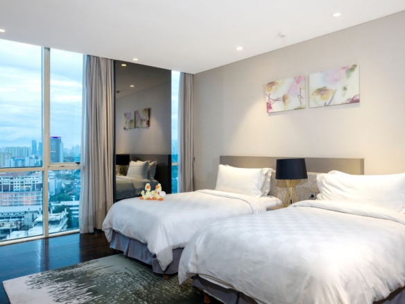 FRASER MENTENG-4BR-BEDROOM 1