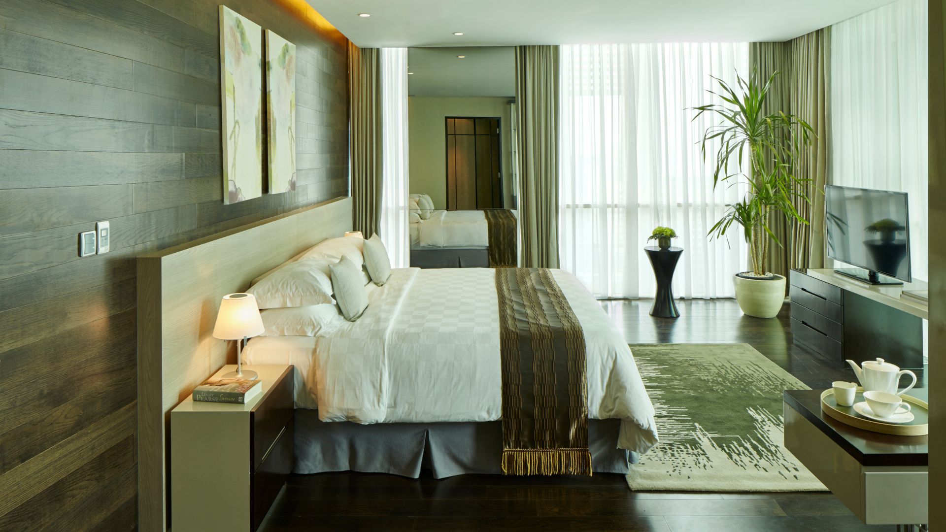 FRASER MENTENG-4BR-BEDROOM 4 Expansive 4BR for Family Comfort – Fraser Residence
