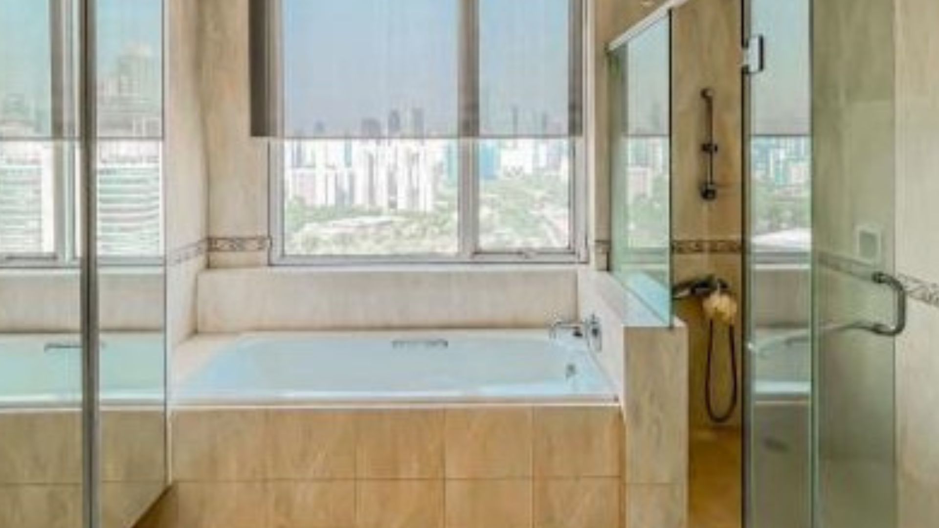 Stylish 3BR City Living at FX Residence