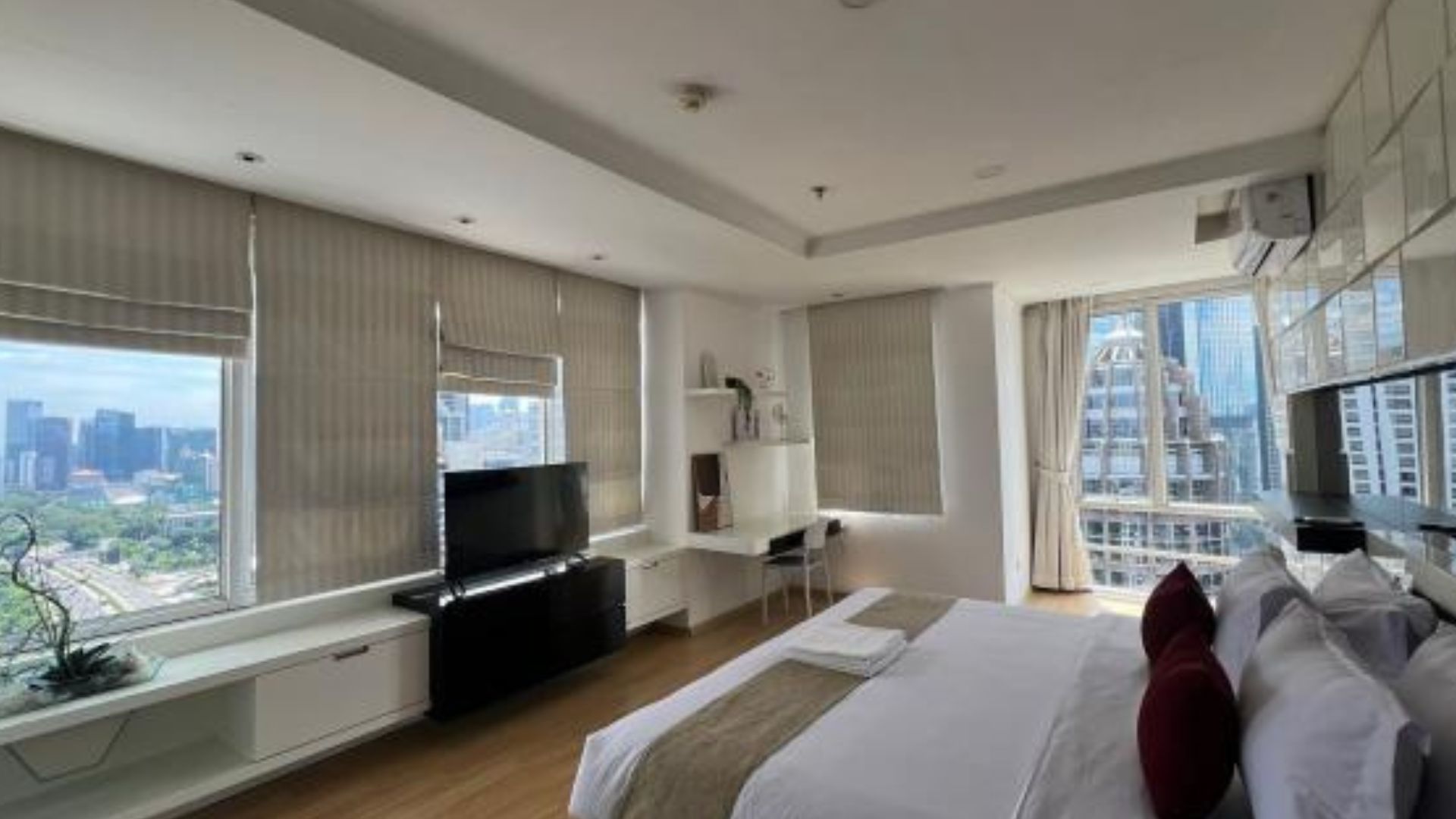 Stylish 3BR City Living at FX Residence