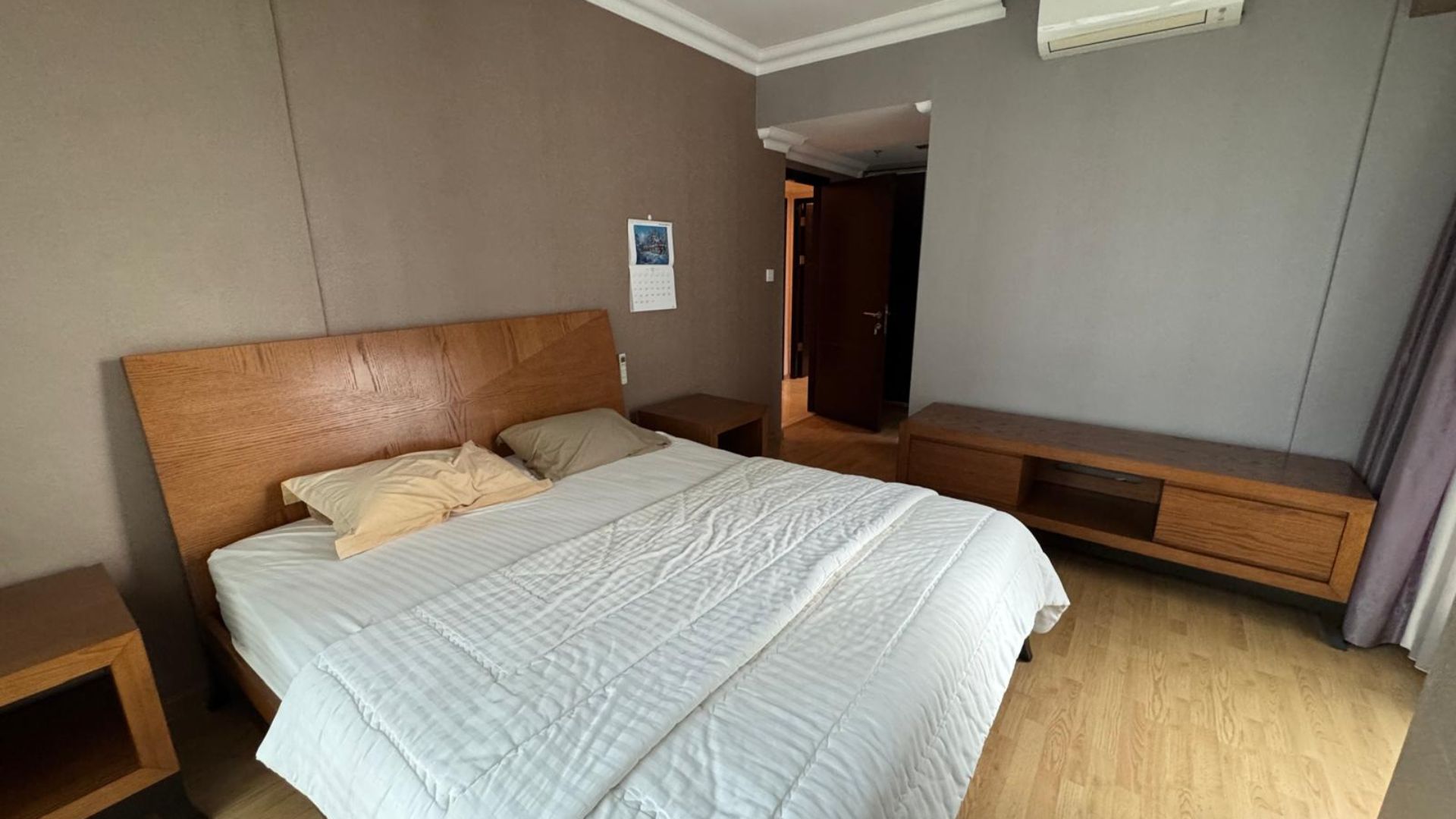 GANDARIA HEIGHTS-3+1BR-BEDROOM 2 Spacious 3+1BR Living at Gandaria Heights