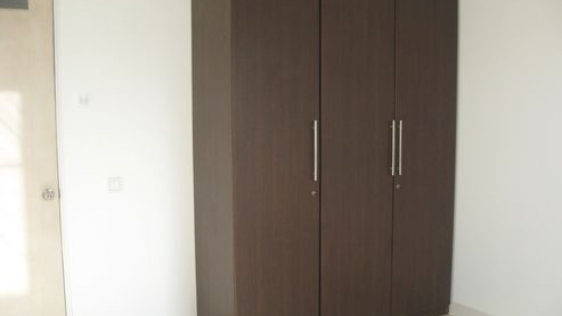 HAJI JAYA 12-4BR-BEDROOM 3 Stylish 4BR Home with Practical Layout – Cilandak