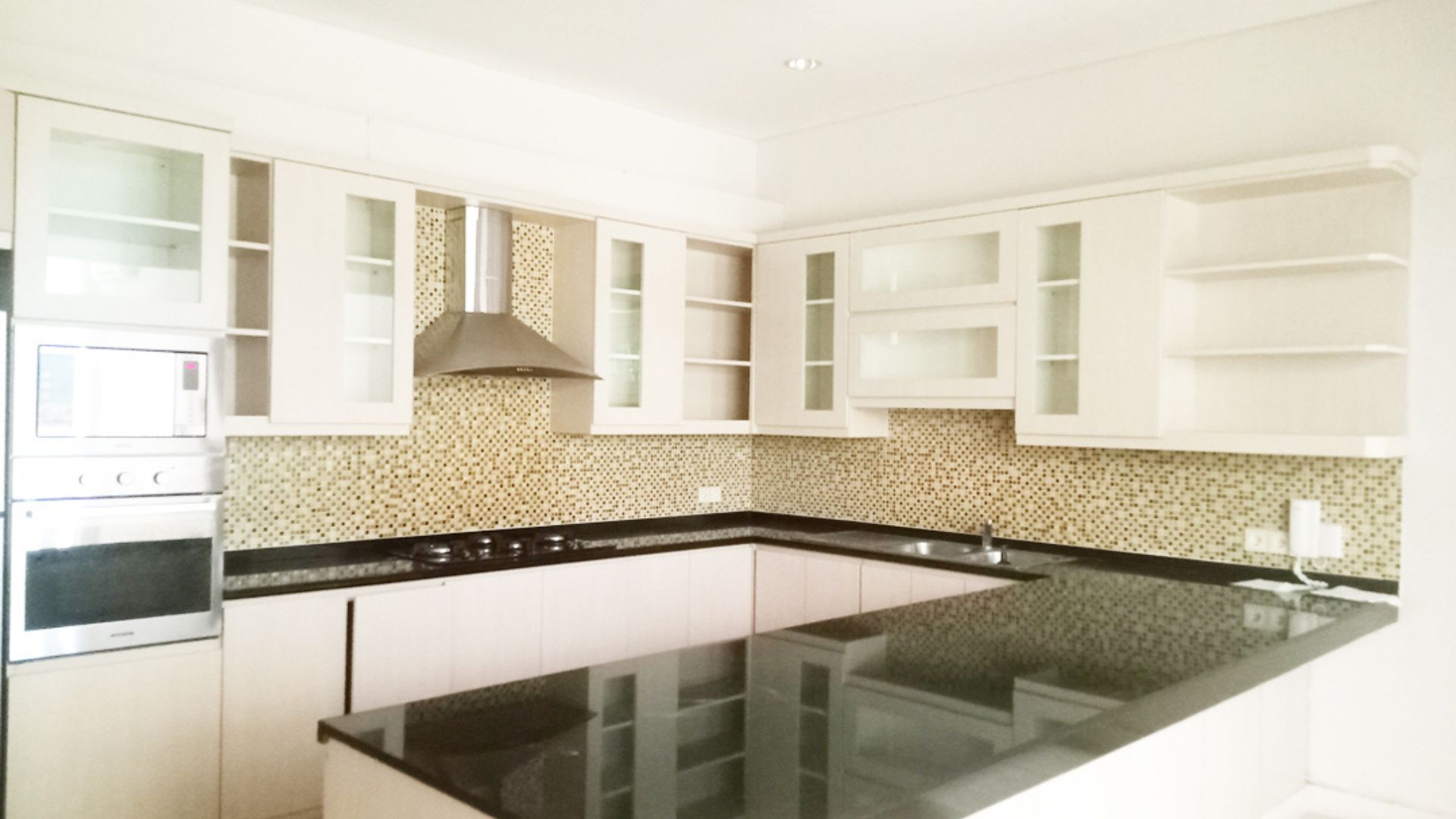 Luxury 4BR Home for Family Living – Cilandak