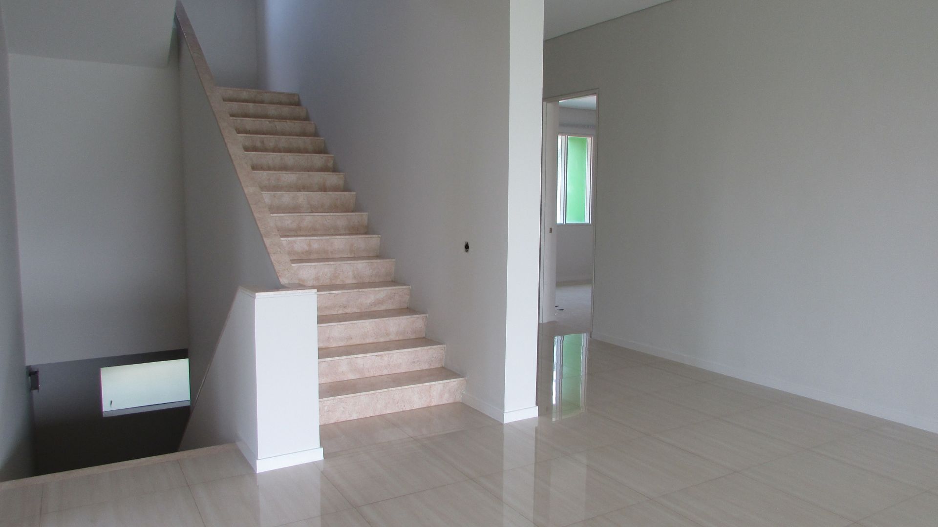 Modern 4BR Home for Comfortable Family – Cilandak