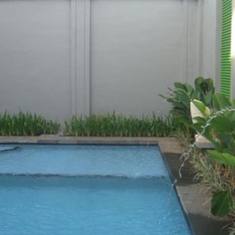 HAJI JAYA 12-4BR-SWIMMING POOL ANGLE 2