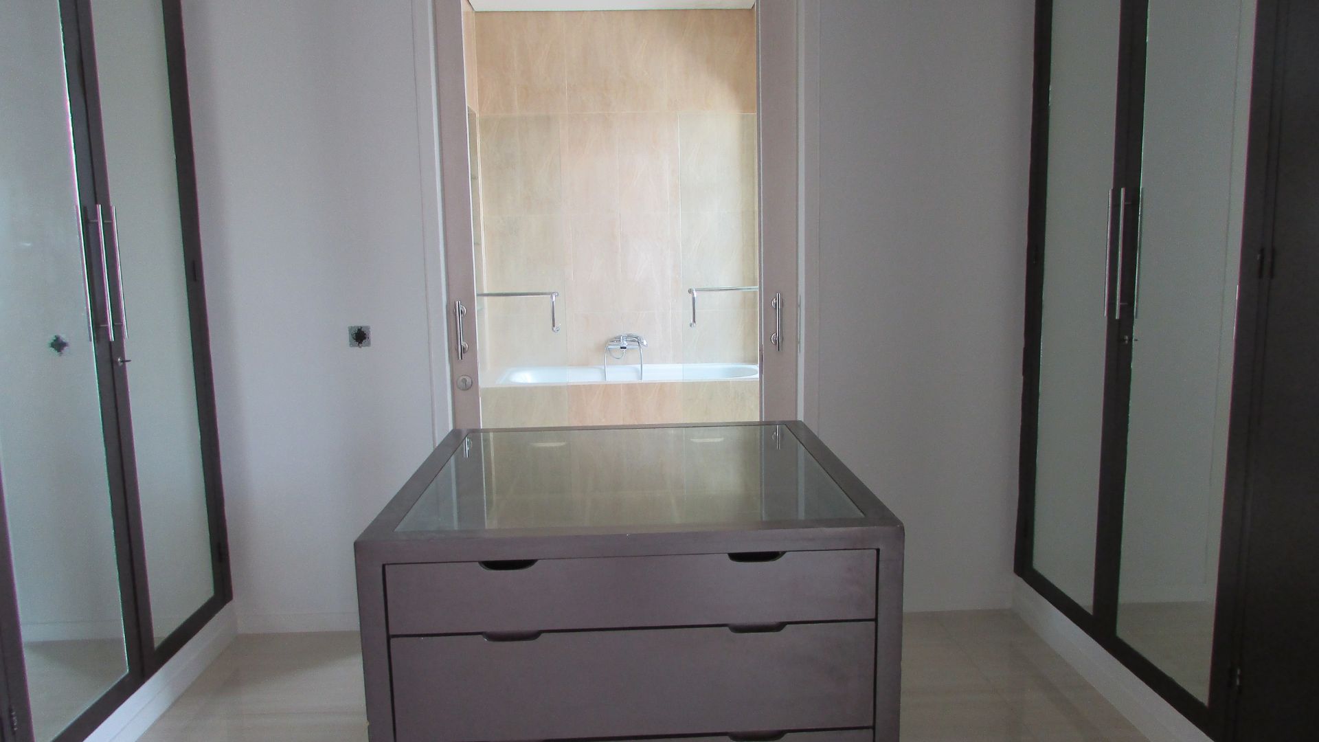 Modern 4BR Home for Comfortable Family – Cilandak