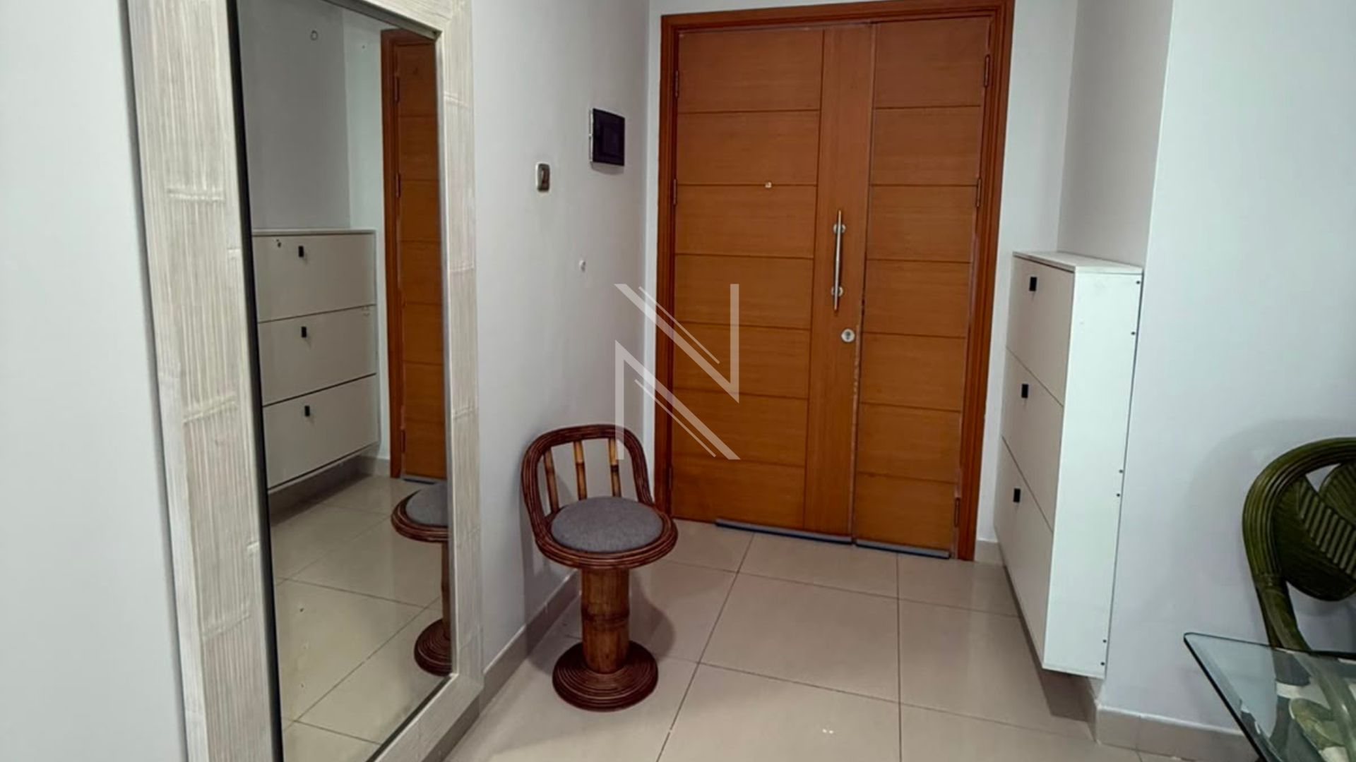 Spacious and Luxury 3+1BR – Hamptons Park