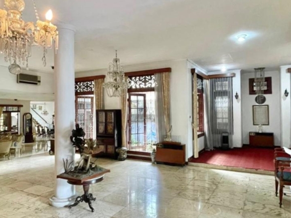 JL.MALUKU--SPACIOUS SPACE
